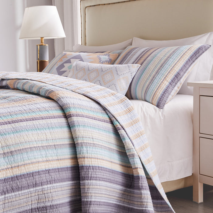Calm Sky Quilt Set