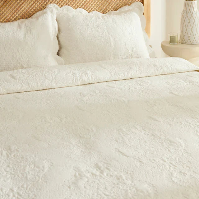 KARACA Camille Sprei Set Ecru 230x240 cm + 2 (50x70 cm)