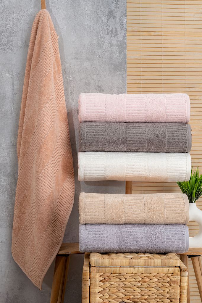 NURPAK Nurpak Karya Handdoek 50 x 90 Cm | Roze